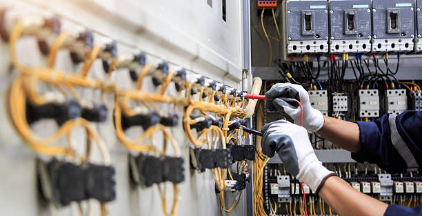 Professional Electrician technician working in New Paris, OH